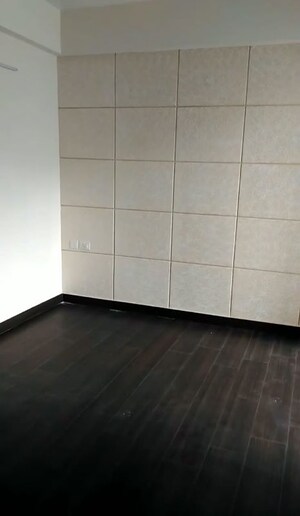 Room in 3 BHK Apartment at Exotica Dreamville, Sector 16c Greater Noida – for Sale