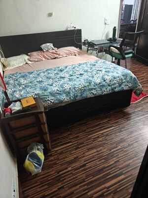 Bedroom in 2.5 BHK Apartment at Arun Vihar Sector 37, Sector 37 – for Sale