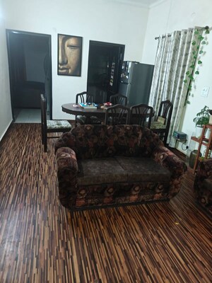 Bedroom in 2.5 BHK Apartment at Arun Vihar Sector 37, Sector 37 – for Sale