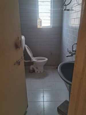 Bathroom in 2 BHK Apartment at Kumar Padmalaya, Aundh – for Rent