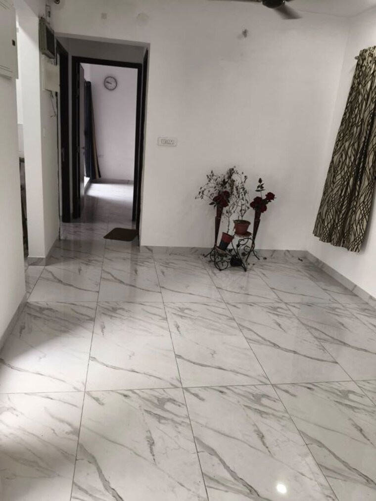 Room, pokhran road no two 2 Bedroom 635 Sq.Ft. Apartment In Pokhran Road No Two Thane 10742438