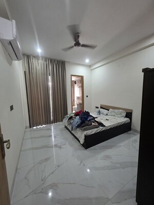 Staircase in 3 BHK Builder Floor at Sector 57 – for Rent