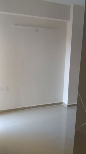 Room in 4 BHK Apartment at Godrej Prive, Sector 106 – for Rent