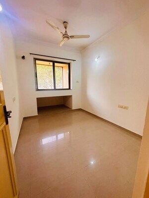 Bedroom in 2.5 BHK Apartment at Chembur – for Sale
