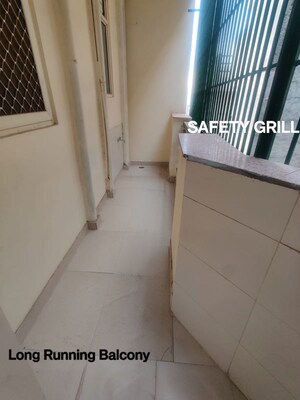 Balcony in 2 BHK Apartment at DLF Atria, Dlf Phase ii – for Rent
