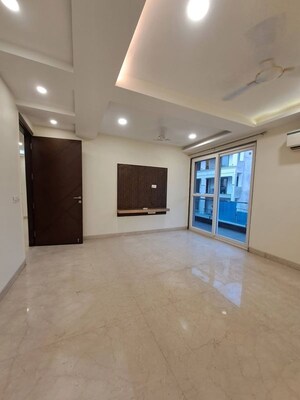 Room in 3 BHK Builder Floor at JMS The Nation, Sector 95 – for Sale