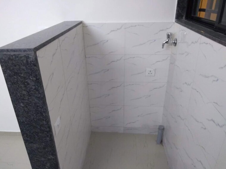 Bathroom, kuber-the-vantage 3 Bedroom 958 Sq.Ft. Apartment In Wakad Pune 10742516