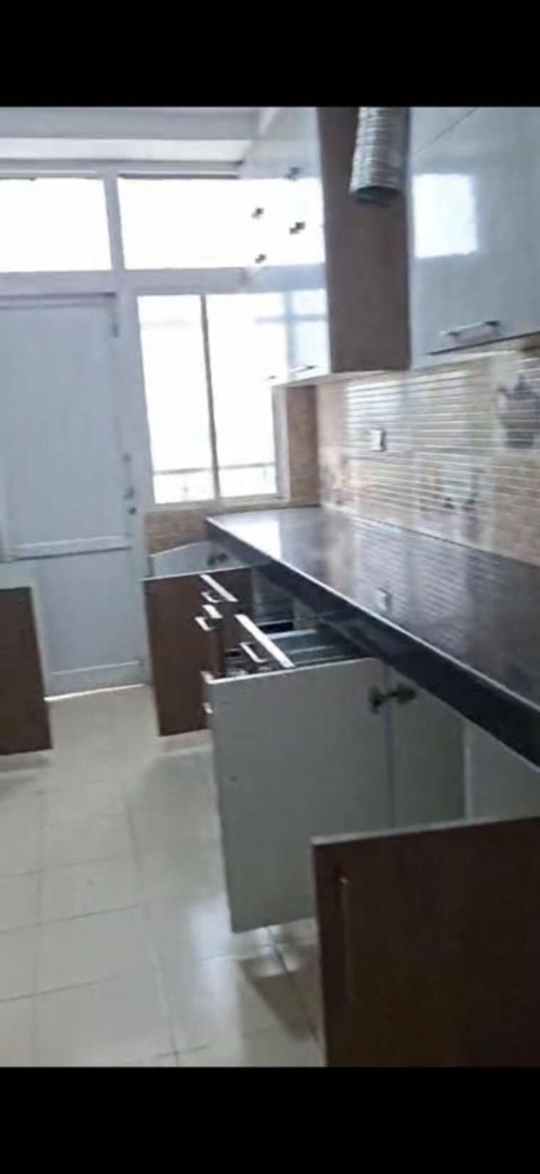 Kitchen, upavp-vrindavan-yojana 3 Bedroom 2000 Sq.Ft. Apartment In Vrindavan Yojna Lucknow 10742507