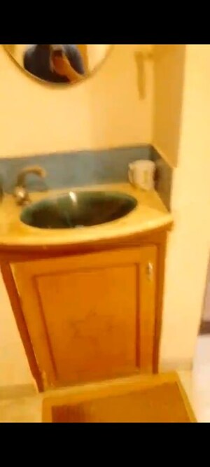 Furnished Amenities in 2 BHK Apartment at Worli Residency, Worli – for Rent