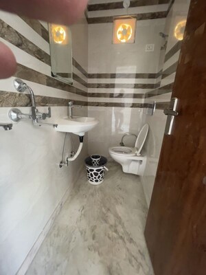 Bathroom in 2 BHK Builder Floor at Rohini Sector 24 – for Rent