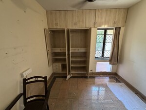 Living Room in 2 BHK Apartment at Vasant Vihar – for Rent