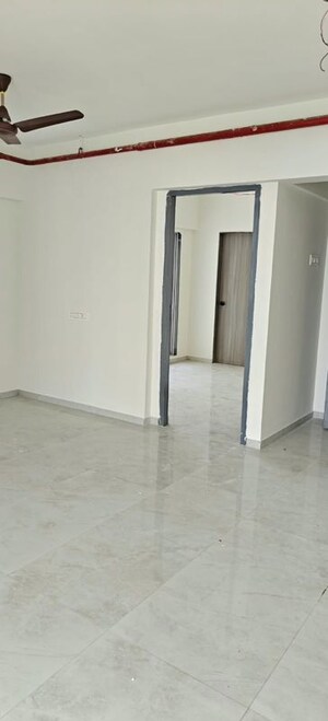 Room in 3 BHK Apartment at Superior Exotica, Airoli Sector 7 – for Rent