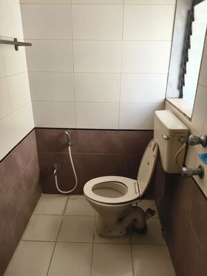Bathroom in 2 BHK Apartment at Pokhran Road No Two – for Rent