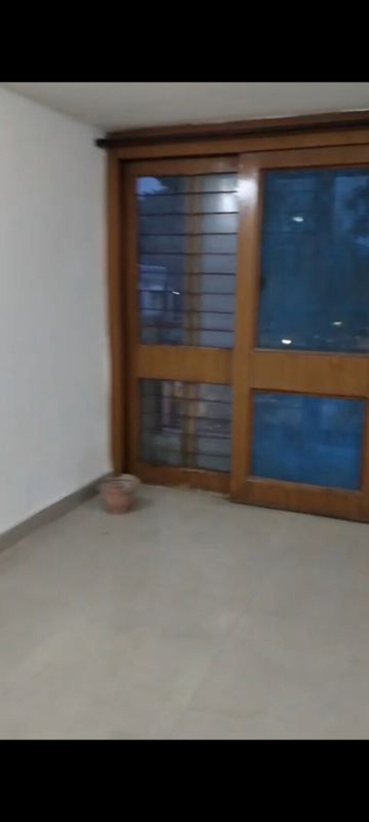 Room, rwa-apartments-sector-37 2.5 Bedroom 1300 Sq.Ft. Apartment In Sector 37 Noida 10742603