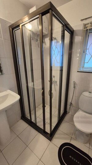 Bathroom in 4 BHK Villa at Calangute – for Sale