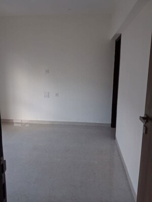 Room in 1 BHK Apartment at Sejal Aquarius, Kalbadevi – for Rent