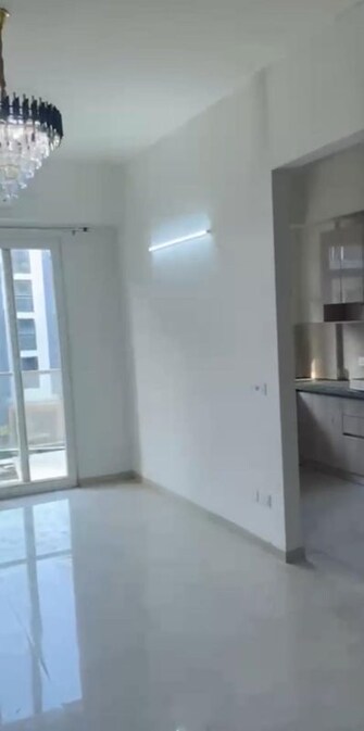 2.5 BHK +  1200 Sq.Ft. Builder Floor in Smart World Orchard
