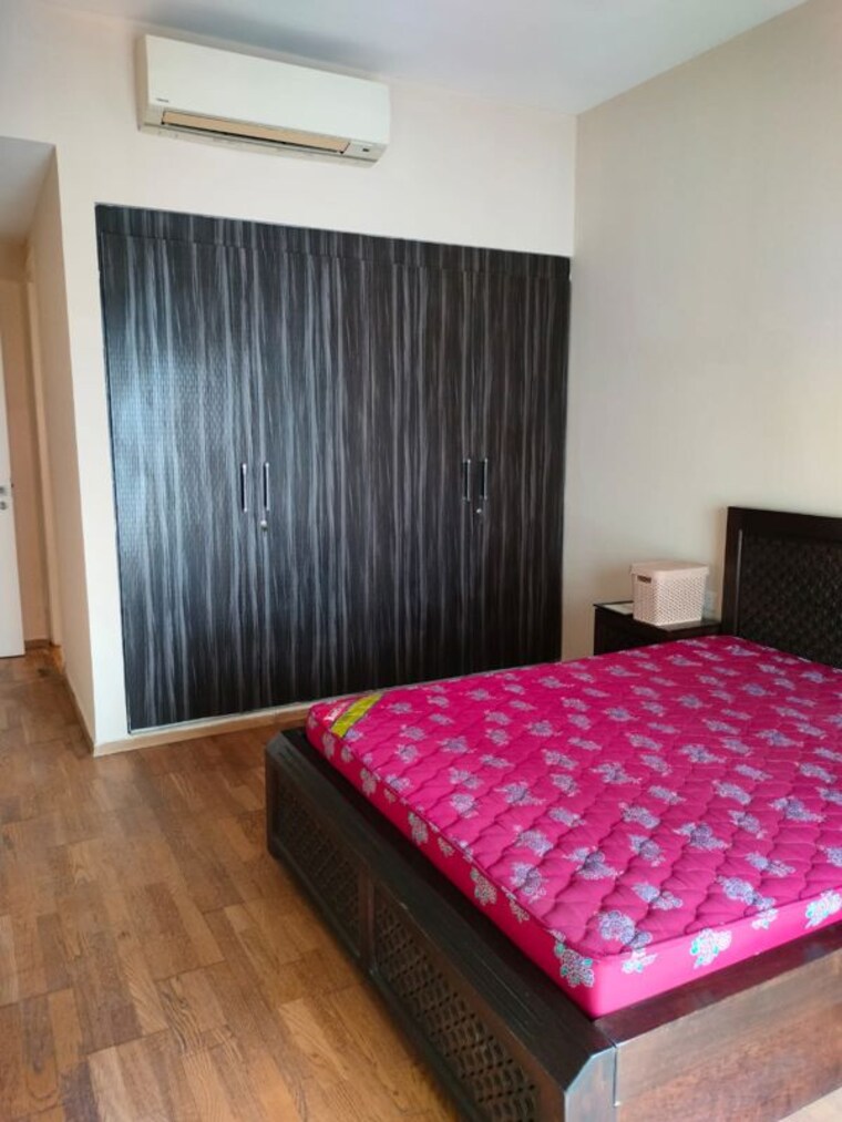 Bedroom, ireo-the-grand-arch 2 Bedroom 1375 Sq.Ft. Apartment In Sector 58 Gurgaon 10742707