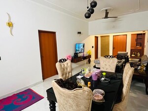 2 BHK Apartment For Sale in Arun Vihar Sector 37, Sector 37
