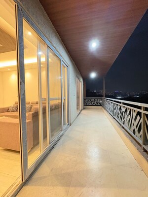 Building Lobby in 3 BHK Builder Floor at Sushant Lok I – for Rent