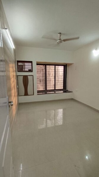 2 BHK +  750 Sq.Ft. Apartment in Swapnalok Apartments Malad East
