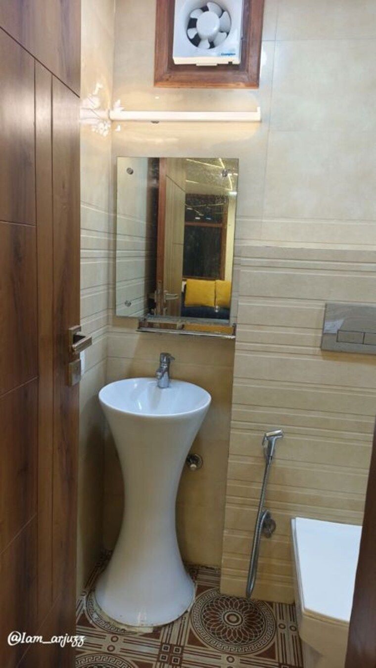 Bathroom, saket 1 RK 550 Sq.Ft. Builder Floor In Saket Delhi 10742765