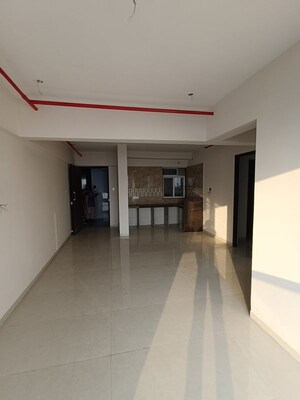 Room in 2 BHK Apartment at New Ocean View, Andheri West – for Sale