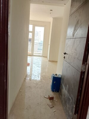 Building Lobby in 2 BHK Apartment at Grand Omaxe, Gomti Nagar – for Sale