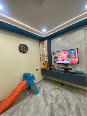 Furnished Amenities in 2 BHK Apartment at Ghodbunder Road – for Rent