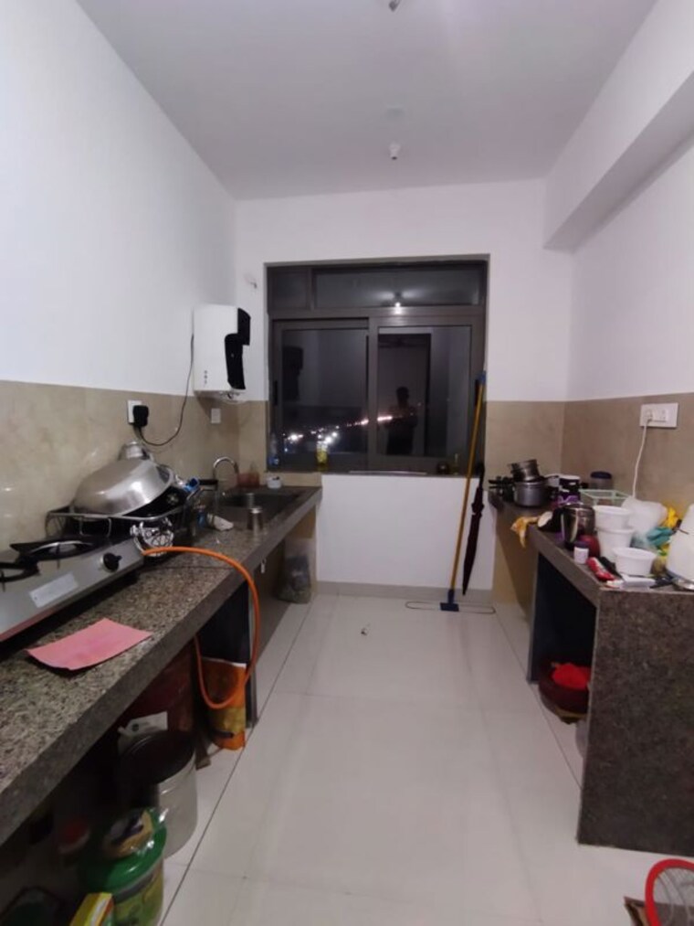 Kitchen, piramal-sunteck-signia-waterfront 2 Bedroom 1250 Sq.Ft. Apartment In Airoli Sector 14 Navi Mumbai 10742822