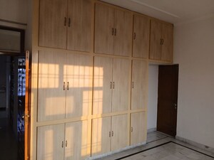 Room in 2 BHK Independent House at Sector 5 – for Rent