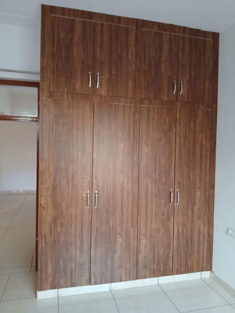 Room, sector 5 2 Bedroom 200 Sq.Yd. Independent House In Sector 5 Hisar 10742841