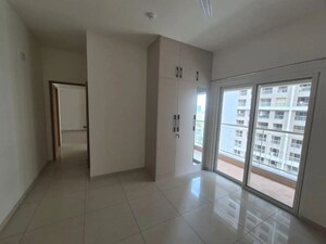 Room in 2 BHK Apartment at Sobha Dream Gardens, Thanisandra Main Road – for Rent