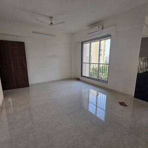 Living Room in 2 BHK Apartment at Chembur – for Rent