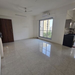 Living Room in 2 BHK Apartment at Chembur – for Rent
