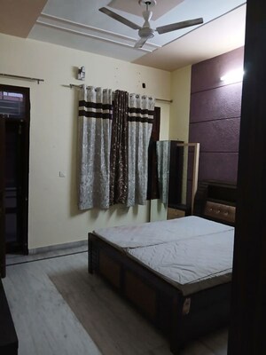 Bedroom in 3 BHK Independent House at Sector 33 – for Rent