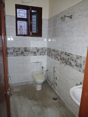 Bathroom in 3 BHK Independent House at Sector 33 – for Rent
