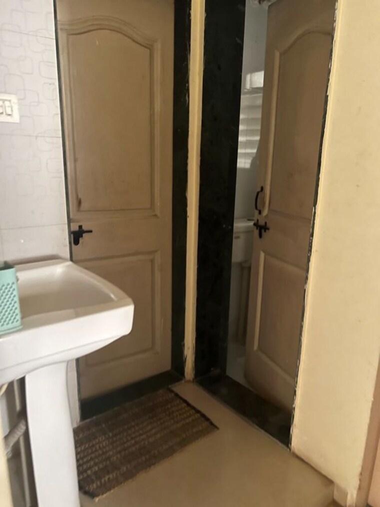 Bathroom, avirat-mid-town-phase-i 1 Bedroom 600 Sq.Ft. Apartment In Ravet Pune 10742907