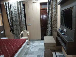 Bedroom in 2 BHK Independent House at Sector 14 – for Rent