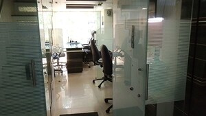  Office Space For Rent in Om Heera Panna Mall, Andheri West