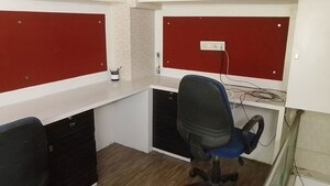 Team Area in  Office Space at Om Heera Panna Mall, Andheri West – for Rent