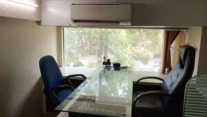 Team Area in  Office Space at Om Heera Panna Mall, Andheri West – for Rent