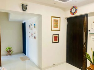 Room in 2 BHK Apartment at Royal Palms, Goregaon East – for Rent