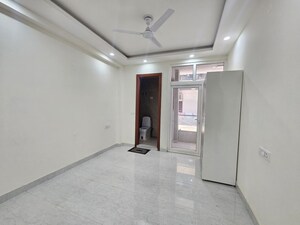 Room in 2 BHK Builder Floor at Chattarpur – for Rent