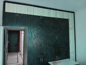 Room in 2 BHK Apartment at Sector 15 – for Rent