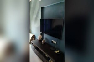 Furnished Amenities in 2 BHK Apartment at Cosmopolis Tower, Andheri West – for Rent