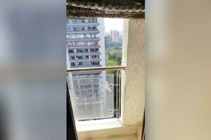 Furnished Amenities in 2 BHK Apartment at Cosmopolis Tower, Andheri West – for Rent