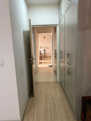 Room in 3.5 BHK Apartment at DLF The Skycourt, Sector 86 – for Rent