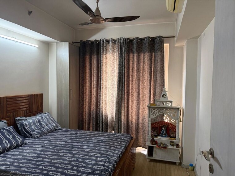 Bedroom, dlf-the-skycourt 3.5 Bedroom 1937 Sq.Ft. Apartment In Sector 86 Gurgaon 10742929