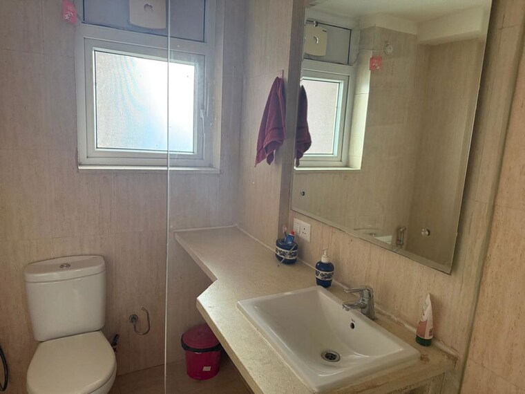 Bathroom, dlf-the-skycourt 3.5 Bedroom 1937 Sq.Ft. Apartment In Sector 86 Gurgaon 10742929